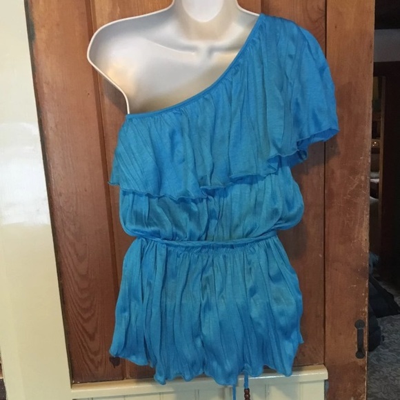 One shoulder blouse - Picture 3 of 3